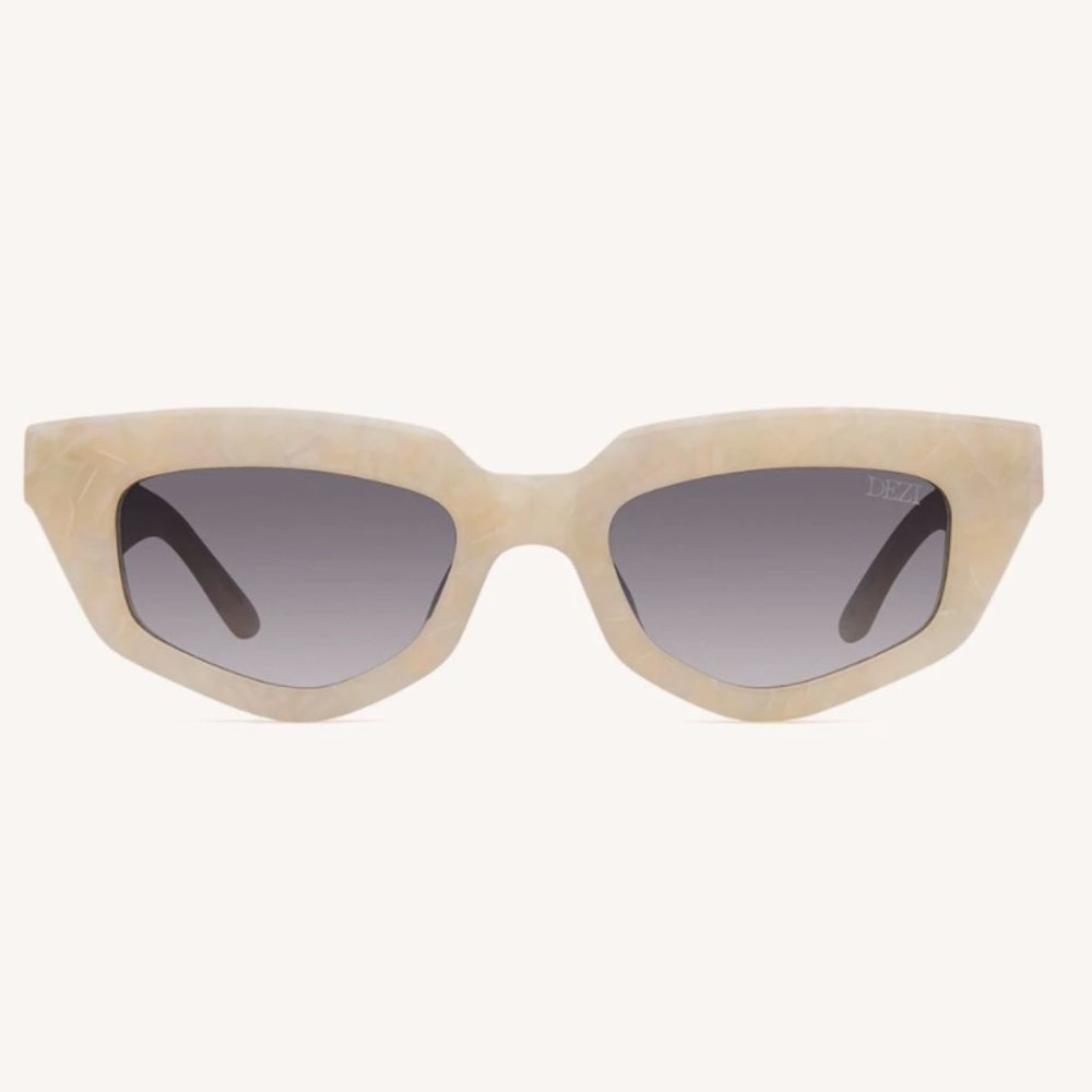 Dezi Sunglasses ON READ LIMESTONE / SMOKE FADED Cat Eye Glasses Desi Perkins